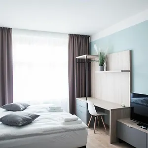  Daire Honest Smichov